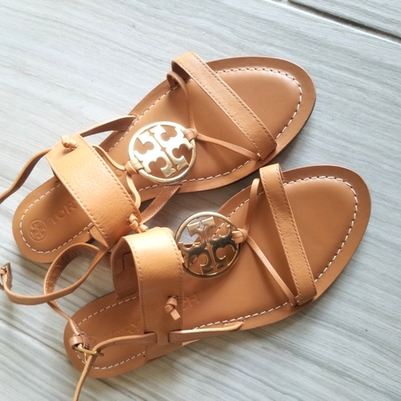 ONLY TRIED ON Tory Burch Two Band Miller Sandals Gold Logo Sling back - Picture 5 of 16